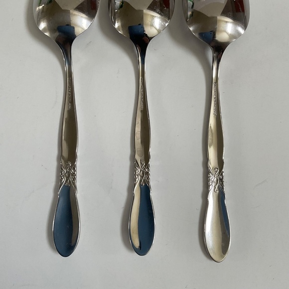 6 Place/soup spoon Wallace POISE Stanless Glossy Silverware - Picture 13 of 16